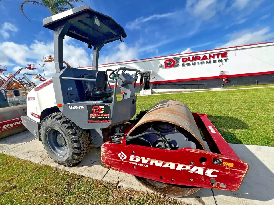 Dynapac Ca1300D 2020 rodillo de suciedad de tambor liso - tambor de 54" - 415 horas Foto 4 de 4
