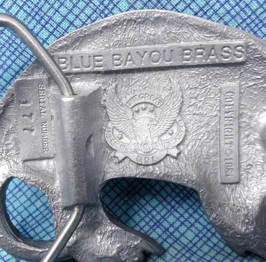 Fivela de cinto Texas Armadillo esmaltada 3D recortada azul Bayou vintage anos 80 TGABC .NOX232 - Imagem 4 de 4