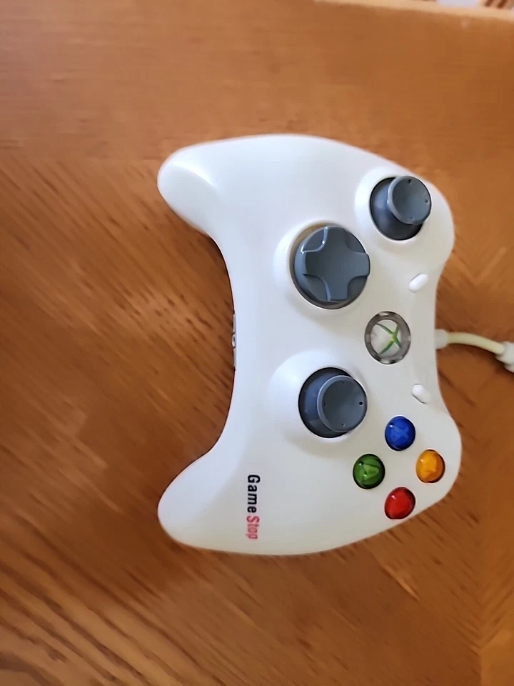 Mando Xbox 360 con cable blanco conexión USB Foto 2 de 4