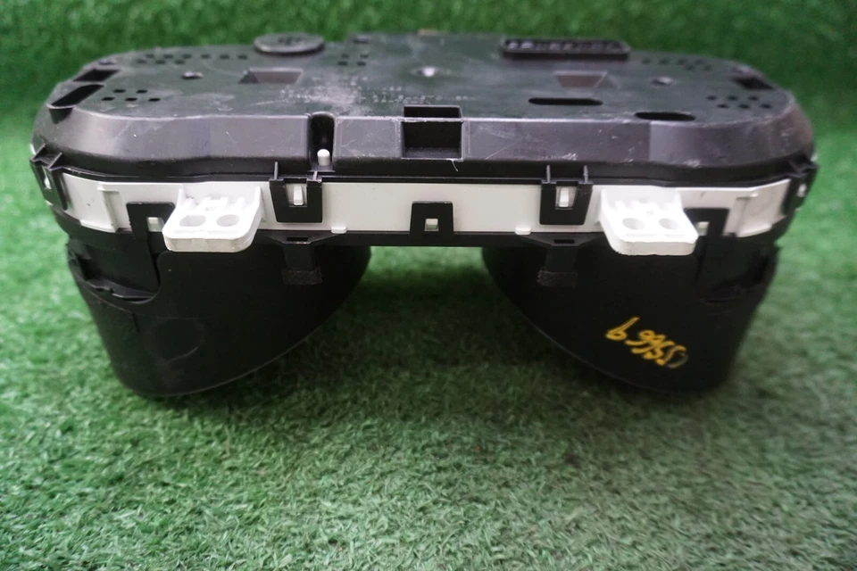 Hyundai Elantra GT 2016 velocímetro medidor grupo fabricante de equipos originales 94004A5610 millas N/A Foto 2 de 4