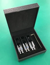 Box of 3 Hellma Absorption Cuvettes 5mm Flow-through Cells 200-2,500 nm, 195 μL