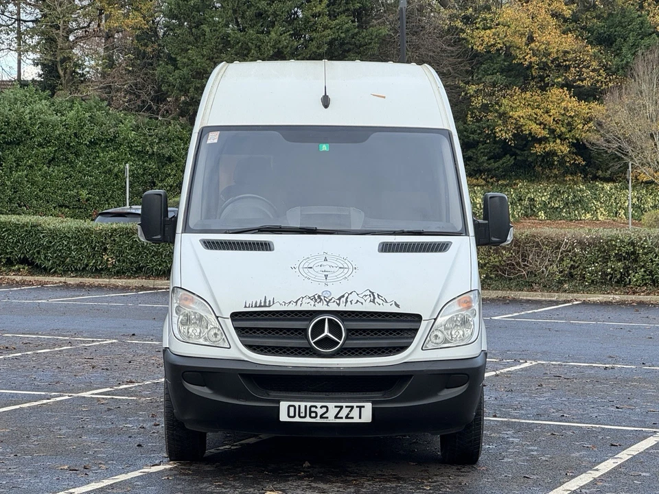 MERCEDES SPRINTER 2012 CAMPERVAN MWB - Image 2 of 4