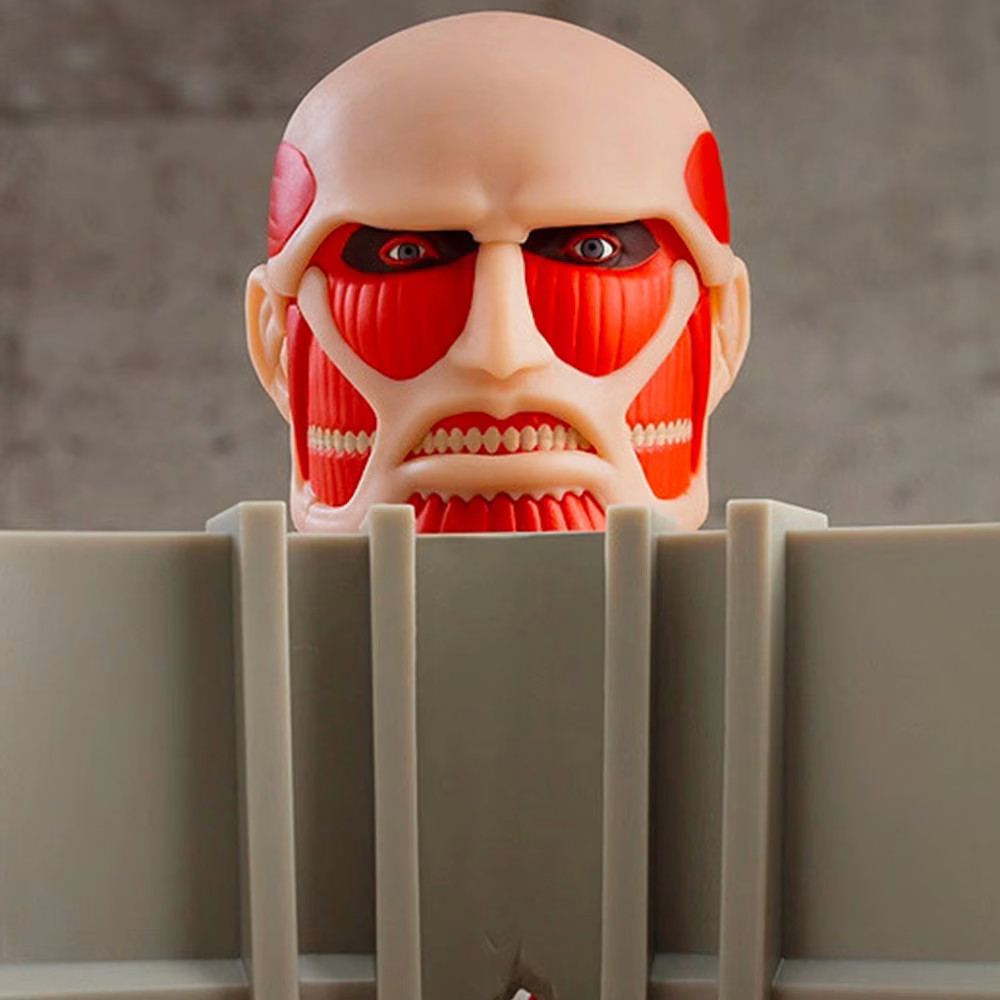 Figurine Titan Colossal Nendoroid 1925 Finition Renewal pour Fan d'Attack on Titan