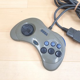 SEGA SATURN CONSOLE bundle with 2 controllers 3 games & memory Japanese Gray