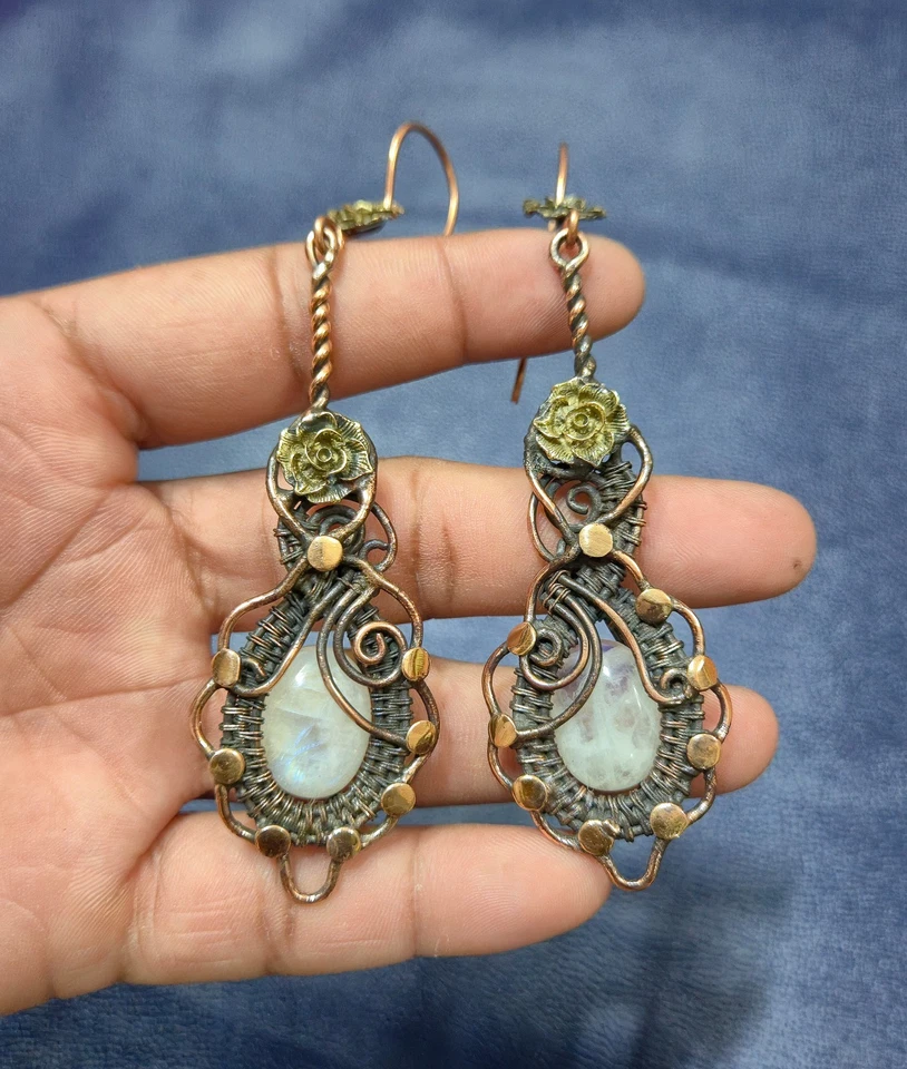 Pendientes de piedra lunar hechos a mano envueltos en alambre joyas de piedras preciosas para regalo de cumpleaños Foto 4 de 4