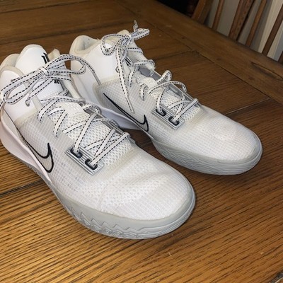 Nike Kyrie Flytrap 4 Men's Basketball Shoes White Size 8 