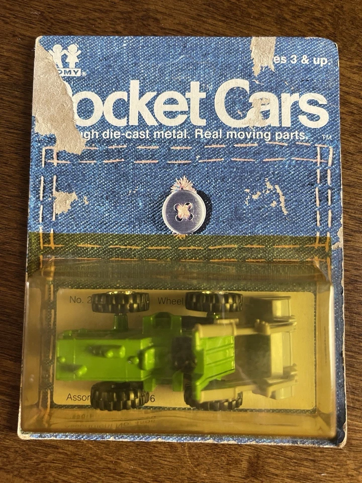 Lot of 3 Vintage Tomy Pocket Cars VW Cabriolet, 1937 Packard, Wheel Loader-7-10 Foto 4 de 4