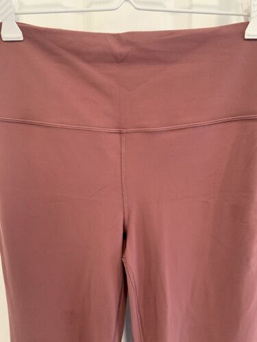 EUC Athleta Elation Flare Pant Rose Mauve Women's Size M - Picture 3 of 4