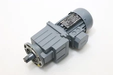 LENZE NNB MDEMAXX 063-32,GST04-2M VCK063C32 Motor MOT-I-3974=9R25