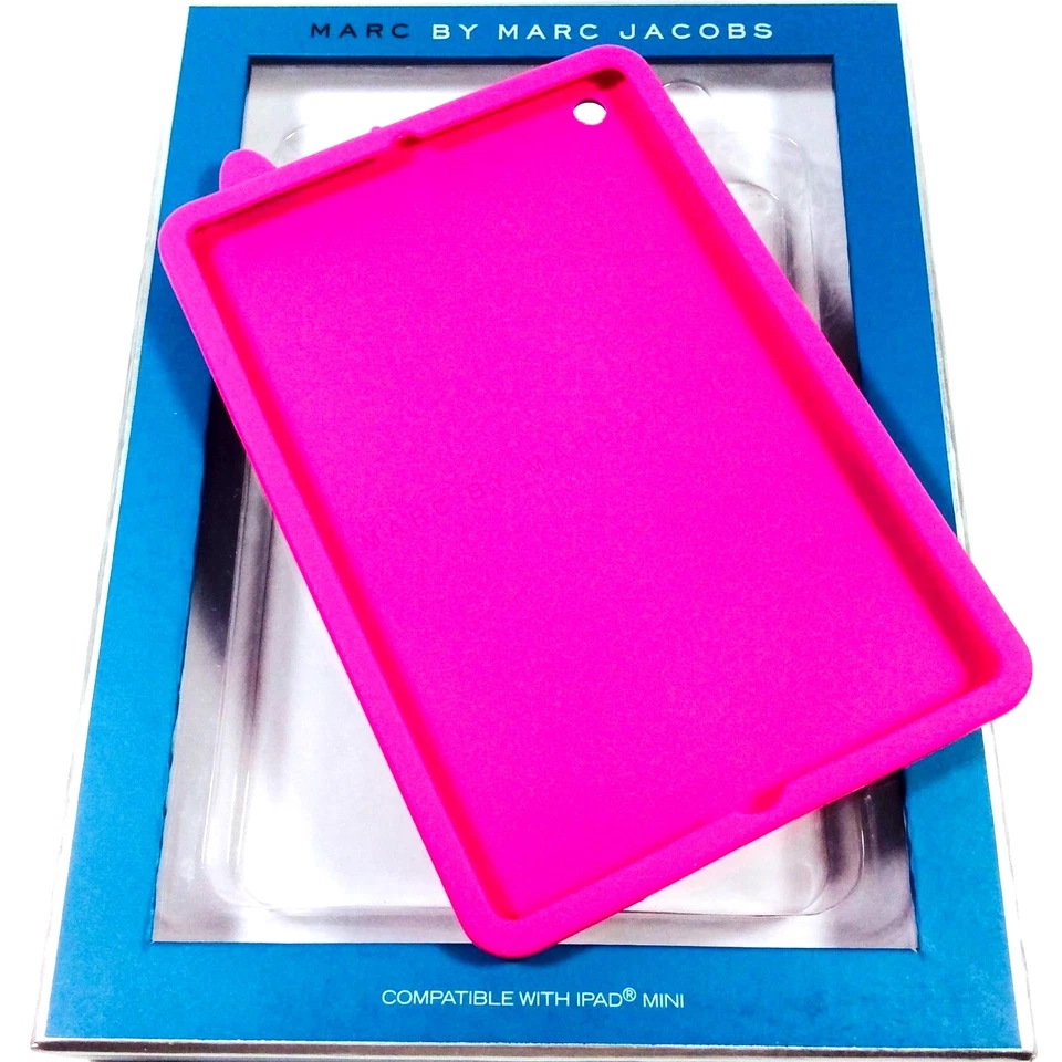 Marc Jacobs Electronic Tablet Sleeve For Ipad Mini Hot Pink With Black Cat.NWT. - Image 3 of 4
