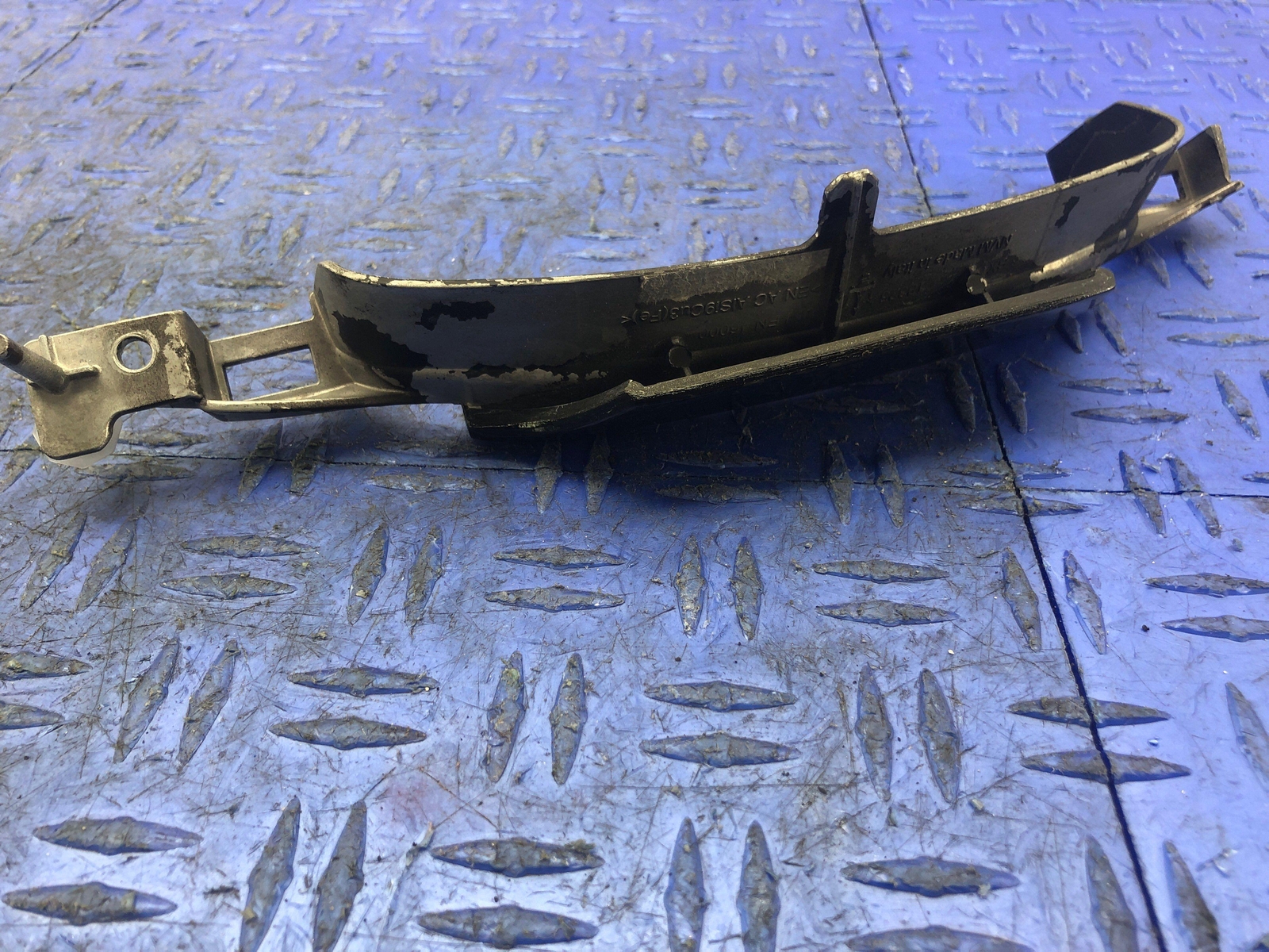 2017 - 2021 MASERATI QUATTROPORTE LEFT DASH TRIM CARBON FIBER 673008017
