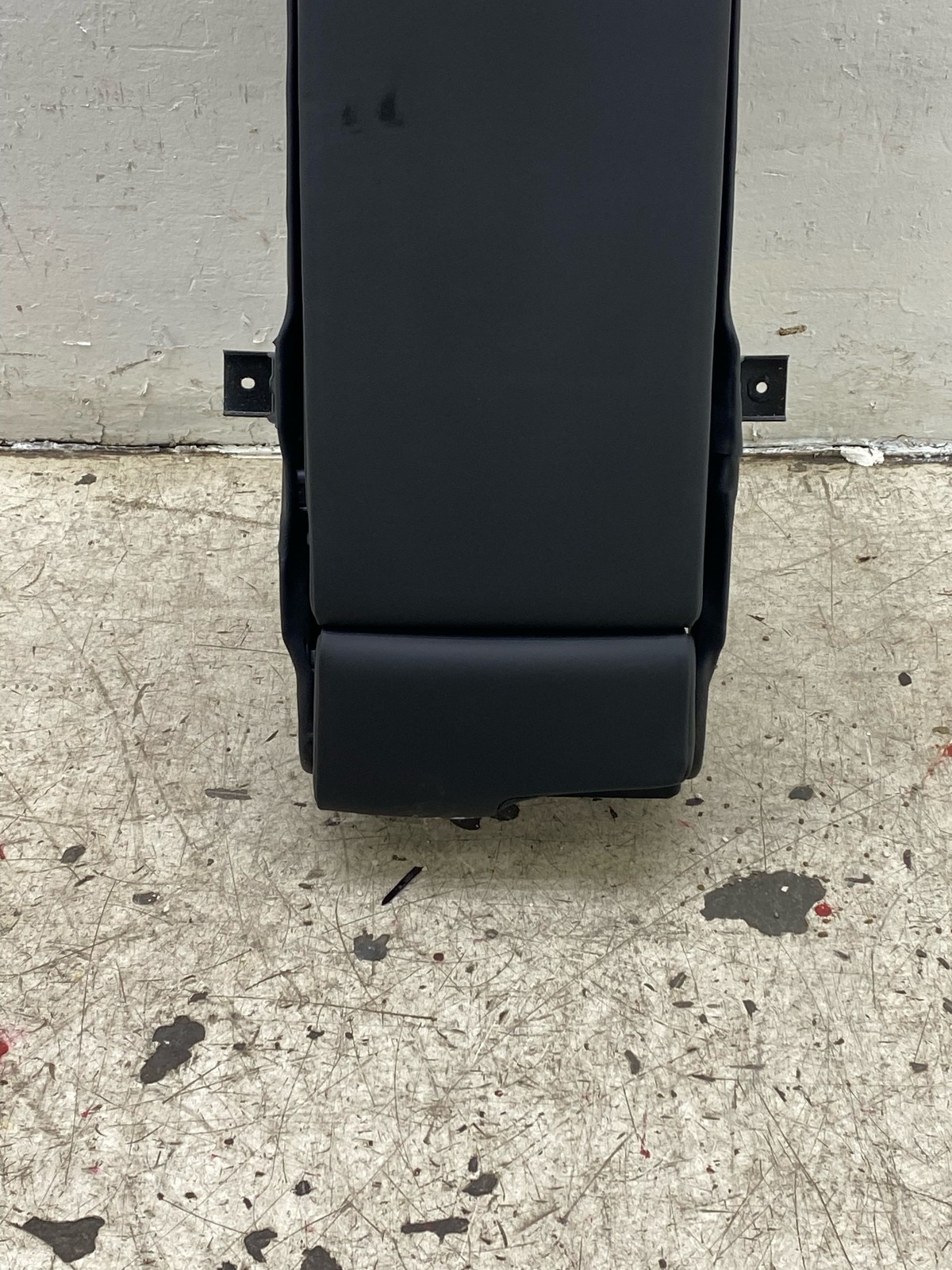2013-2018 BENTLEY FLYING SPUR REAR CENTER CONSOLE ARMREST CUSHION BLACK LEATHER