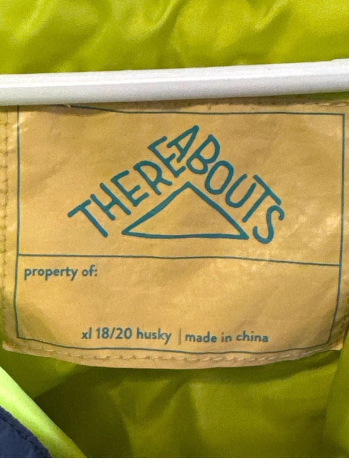 Chaqueta acolchada Thereabouts Boys XL 18/20 Husky negra y verde neón con capucha de nailon trasero Foto 3 de 4