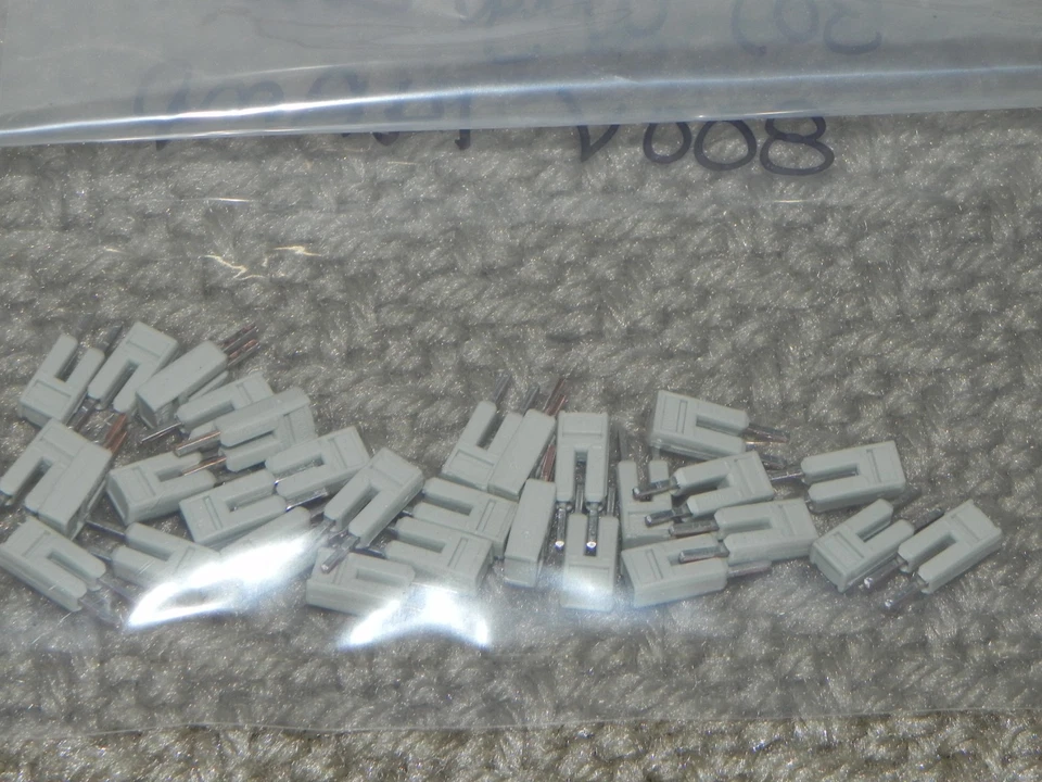 30) 2-way Wago 2000 Series 800V 14AMP Jumper Light Gray Fanuc Controller Jumpers - Image 2 of 4