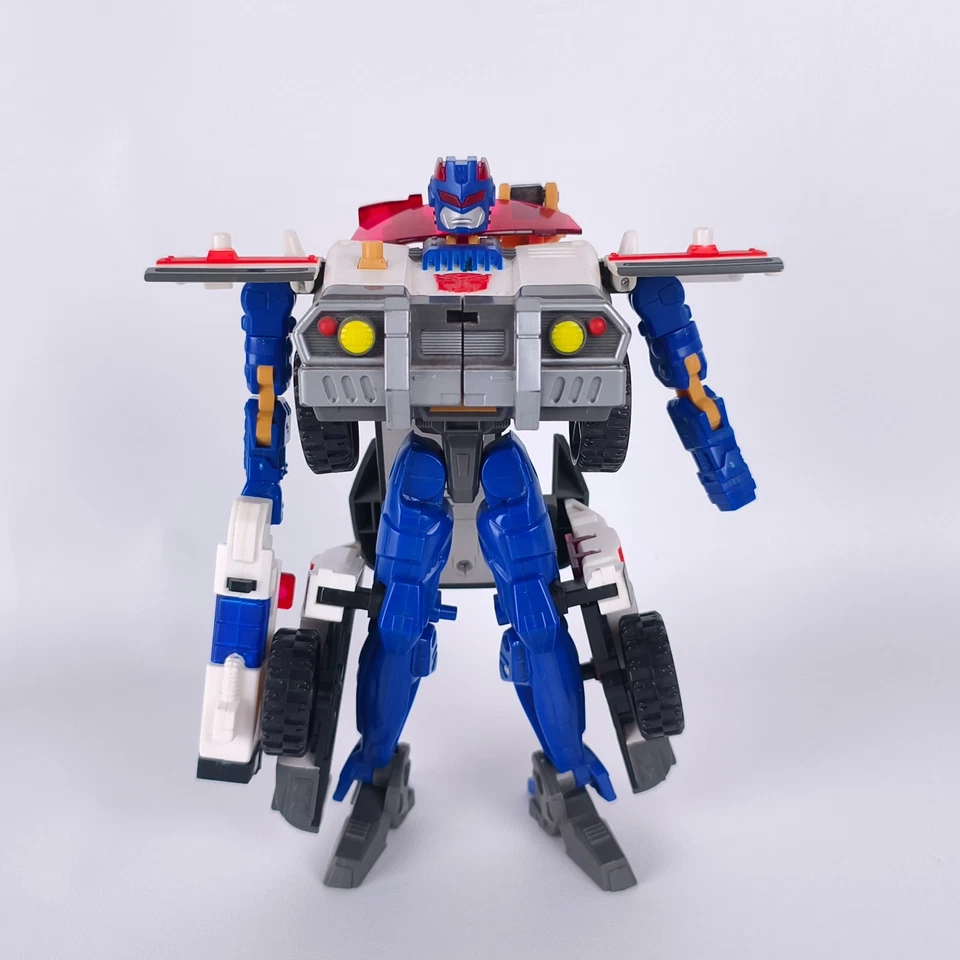 Max-Cons Transformers Red Alert Armada con arma Foto 2 de 4