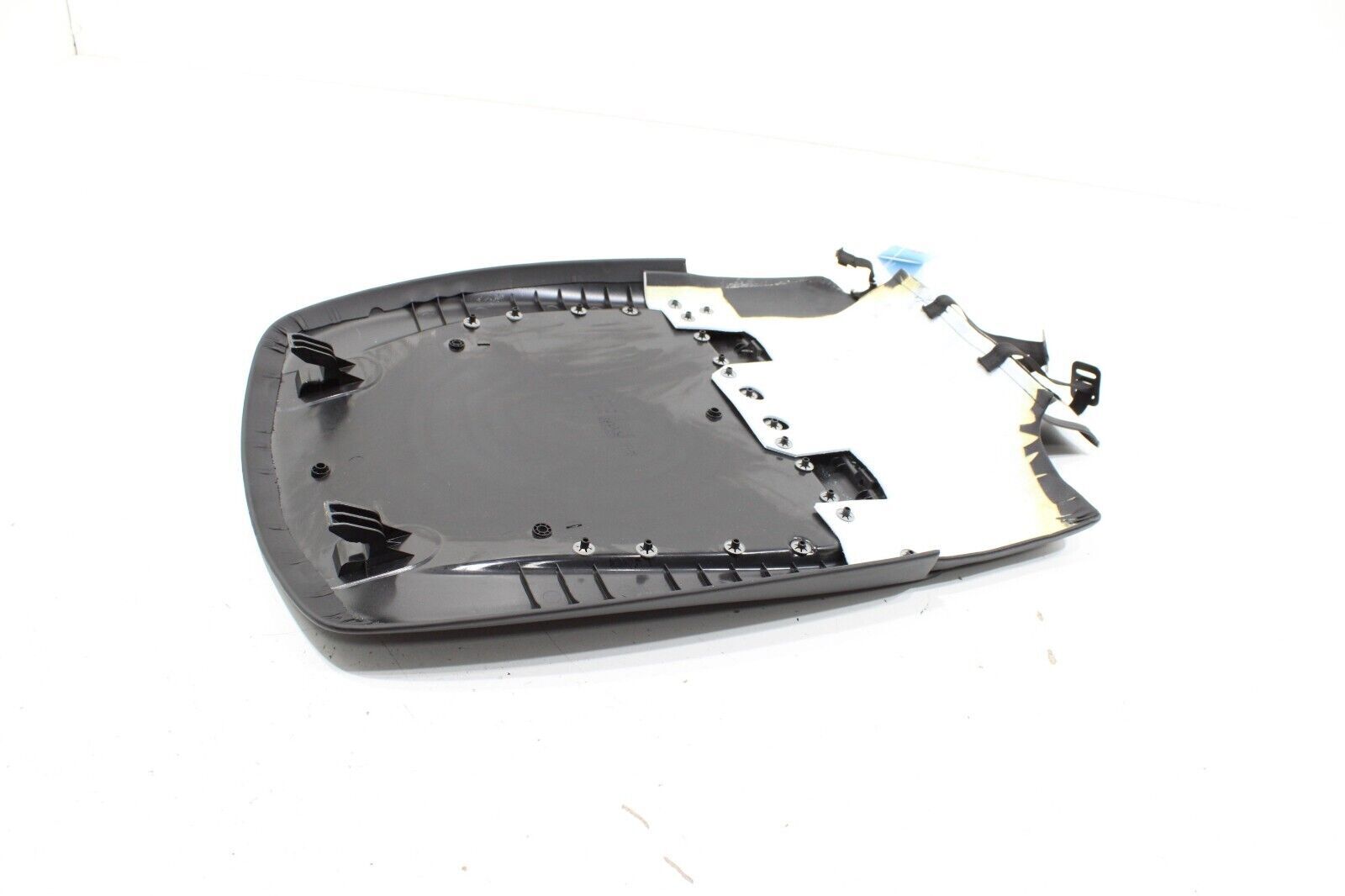 2017 - 2020 MASERATI LEVANTE FRONT LEFT DRIVER SEAT BACK PANEL COVER TRIM OEM