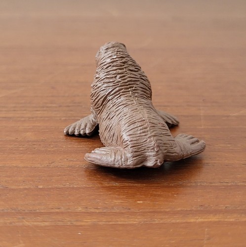 Figura de morsa Safari Ltd juguete adorno de pastel diorama uso menor - Imagen 2 de 7
