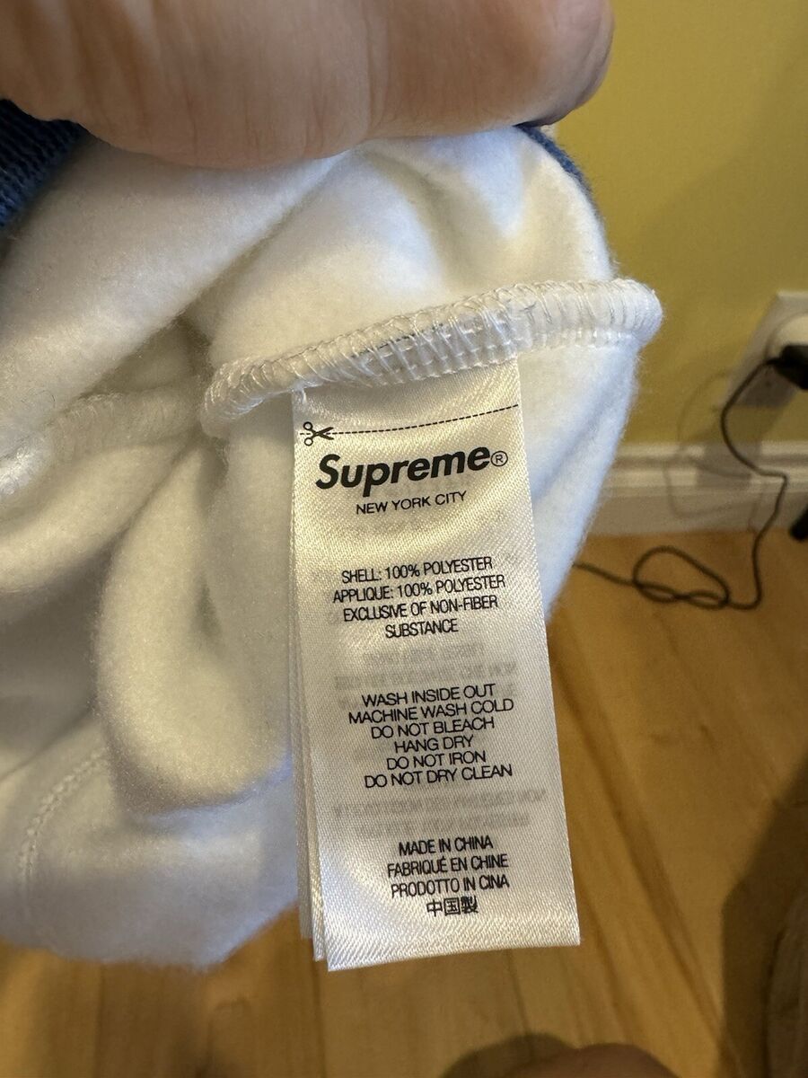Supreme Football Zip Up Hooded Sweatshirt White Small SS24 Supreme Football Zip Up Hooded Sweatshirt White Small SS24