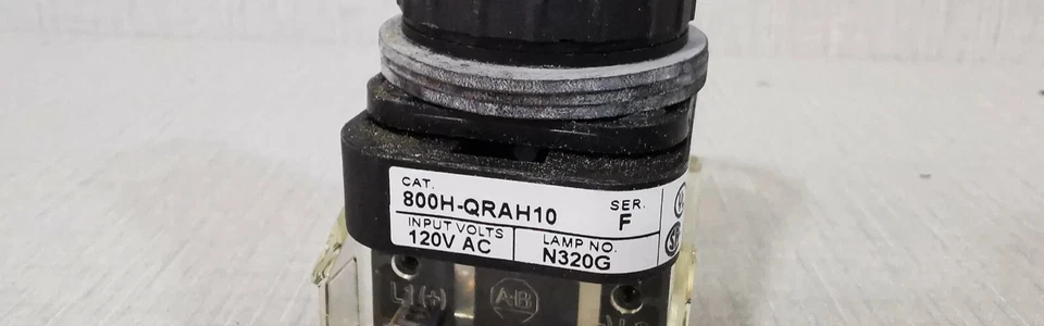 Allen Bradley 800H-QRAH10 Push Button - NEW WITH FILTHY BOX - Image 3 of 4