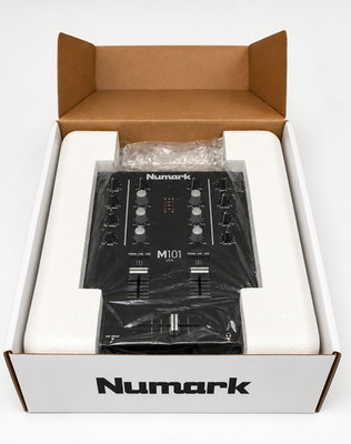 Numark M101 USB 2-Kanal DJ Mixer, USB, 2-Band EQ, Kopfhörerqueue