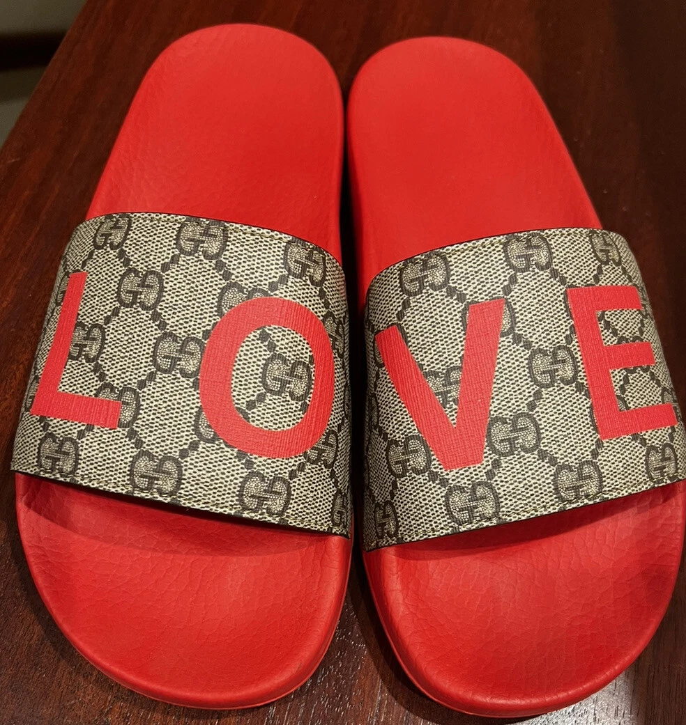 Supreme gucci hotsell flip flops