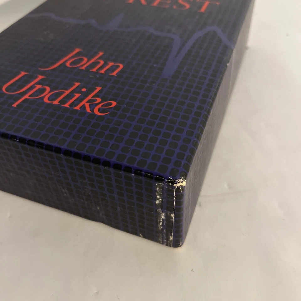 John UPDIKE Rabbit at Rest Signed 1990 Limited 1st Edition #31 of 350 - Image 2 of 4