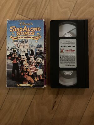 ディズニー　singA long!とplay A longのセット hqdefault.jpg