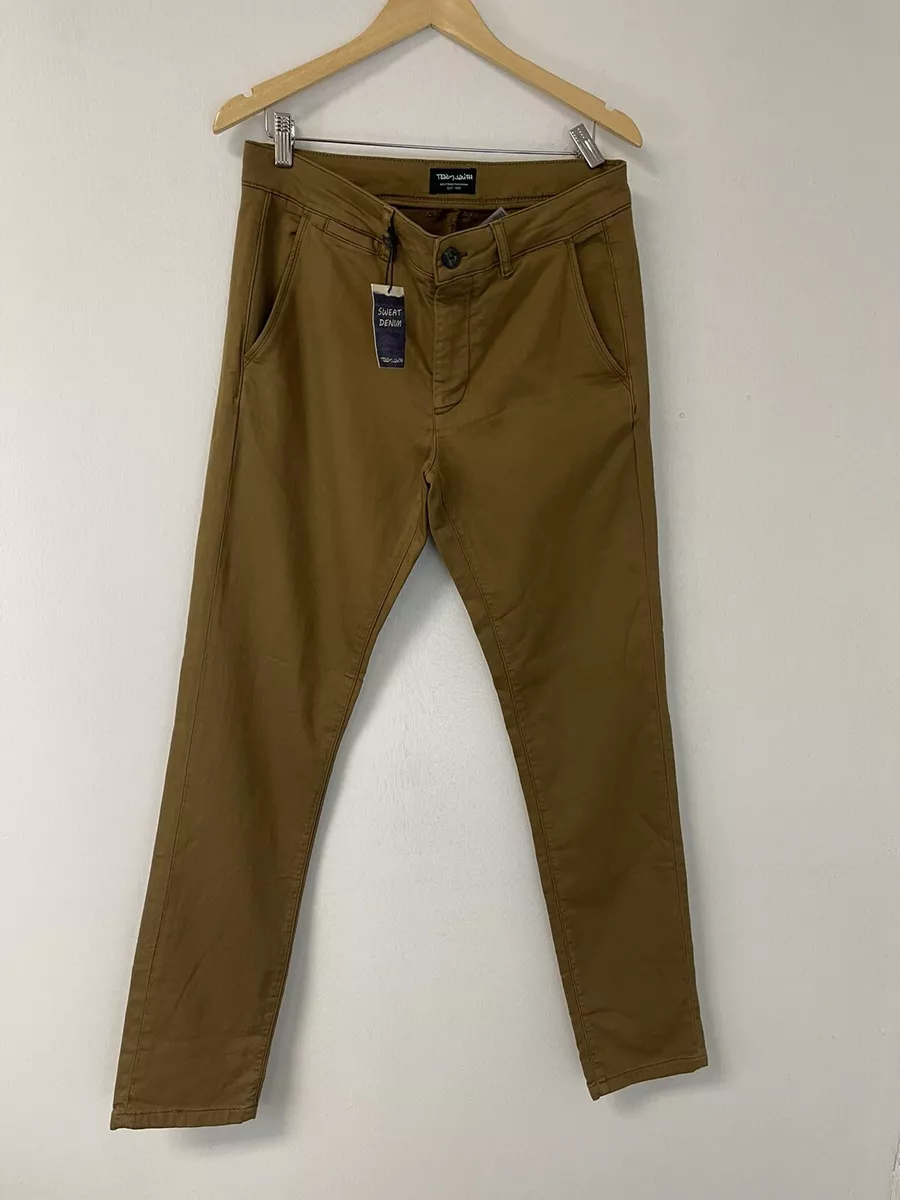 Mens khaki hotsell pants 32x34