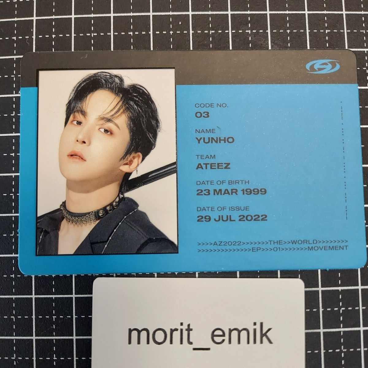YUNHO ATEEZ THE WORLD EP.1 MOVEMENT A ver. ID official Photo card