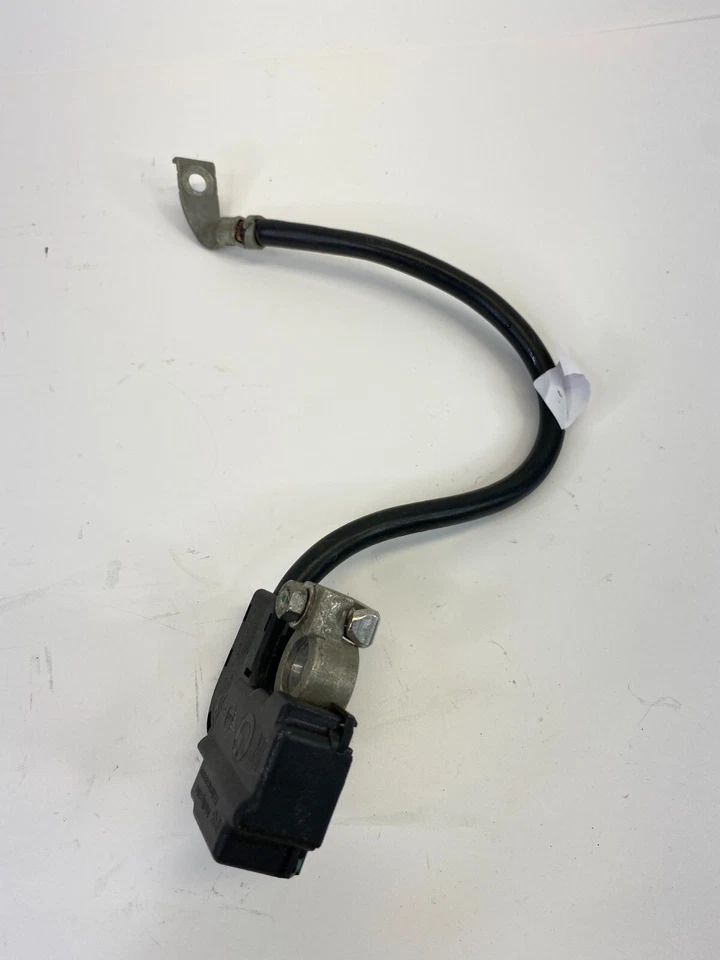 BMW 535i xDrive 2009 2010 3,0 L L6 cable de batería negativo cableado terminal Foto 2 de 4