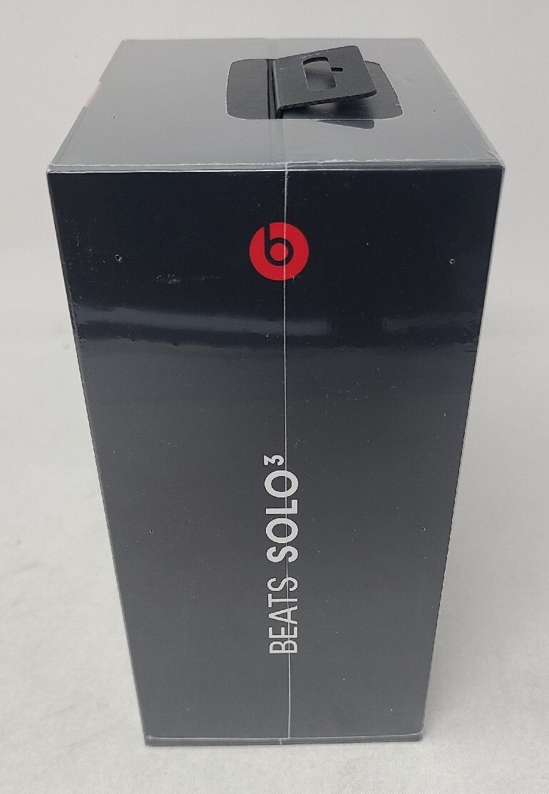 Beats by Dr Dre Solo 3 OnEar Wireless Headphone A1796 [ Rose Gold