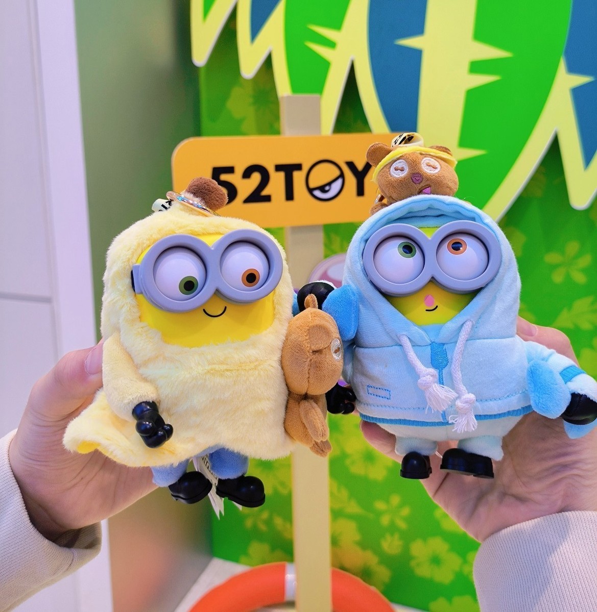 52TOYS MINIONS BOB+TIM BETTER TOGETHER SERIES VINYL PLUSH PENDANT