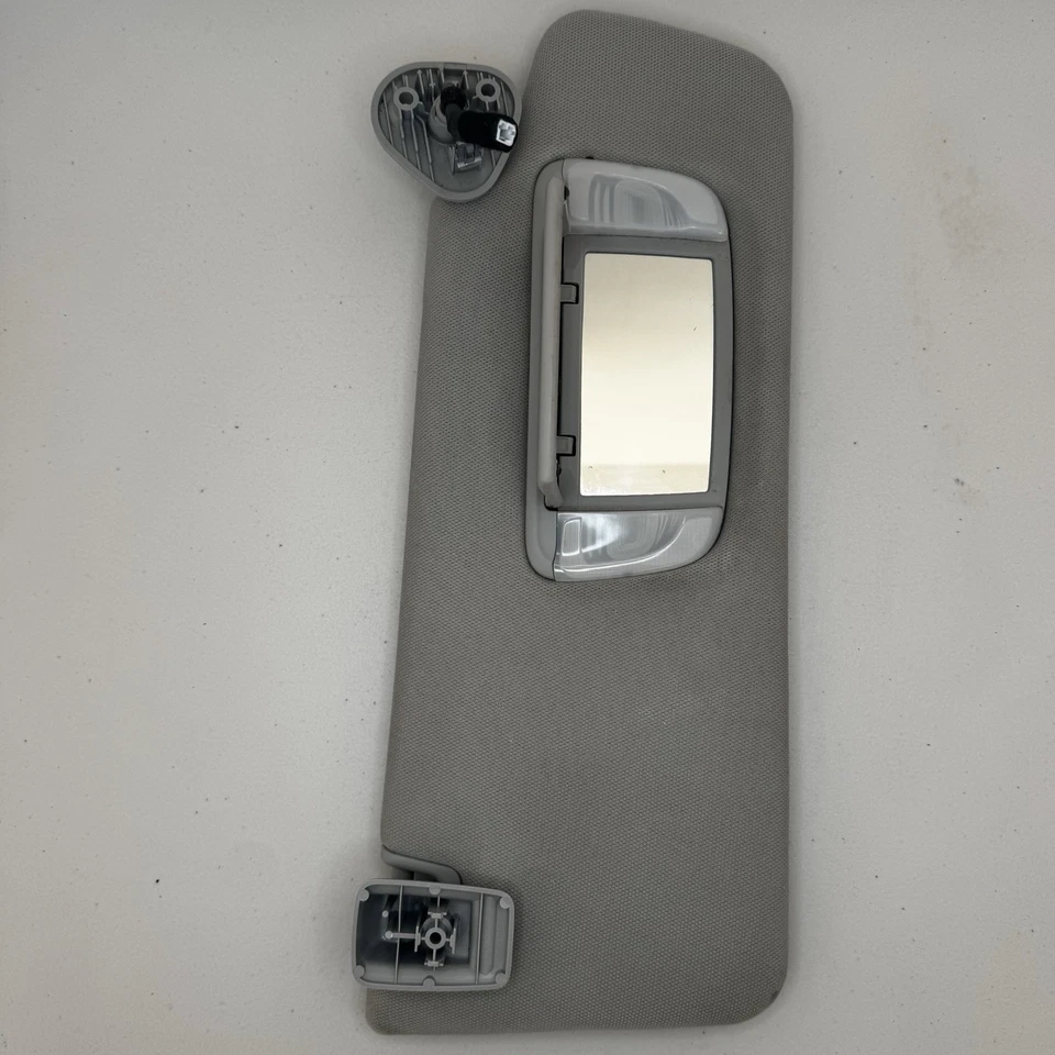 Iluminación de parasol para conductor con techo corredizo compatible con 14-21 TUNDRA 30339712 Foto 3 de 4