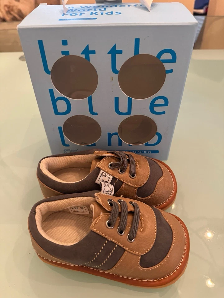 Nuevos zapatos Little Blue LamSqueaky (para bebé/niño pequeño/niños) marrón solo talla 6 Foto 3 de 4