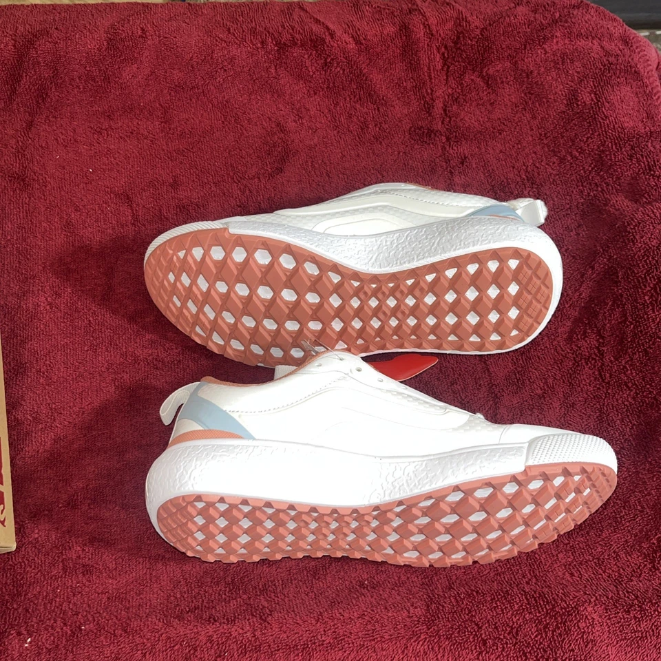 vans size 5 men Ultra range Exo Carbon Jtr White / Winter Sky  - Image 2 of 4