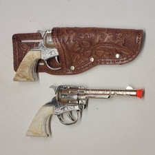 2 Kilgore Pinto Cap Guns And Holster