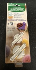 Clover Pom-Pom Maker Small Set 2 Sizes 1-3/8 ...
