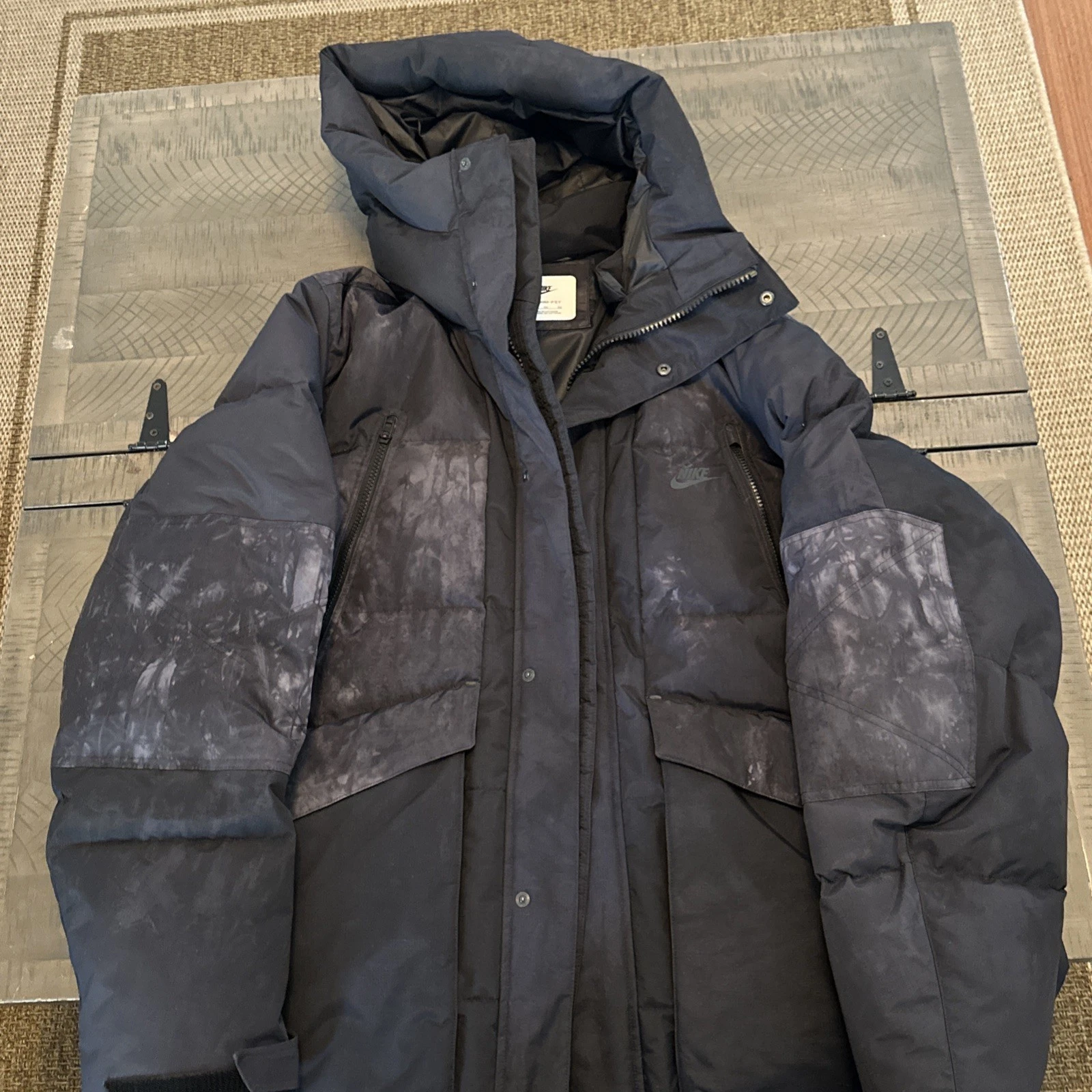 Nike Sportswear Storm Fit City Series Hooded Jacket - Men's Size XL