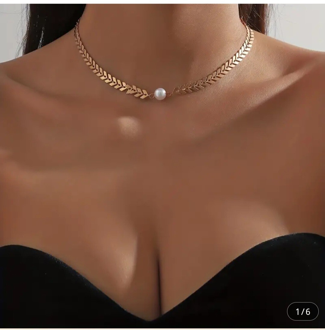 Women Choker Necklace Golden Collar Faux Pearl Decore Jewellery Party Gift