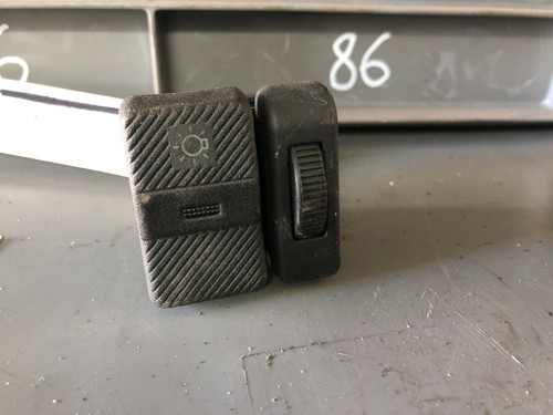 Original VW Passat B3 Polo 86C Schalter Lichtschalter 867941531 Oldtimer