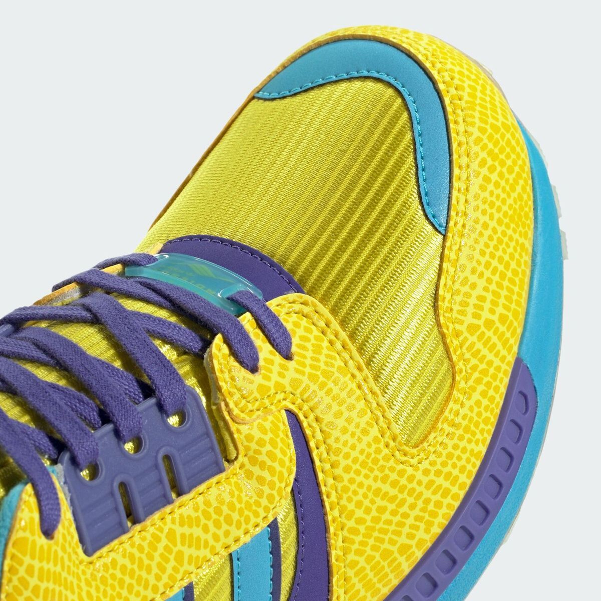 atmos adidas Originals ZX8000 Ura JQ2580 US 7 - 10 | eBay atmos adidas Originals ZX8000 Ura JQ2580 US 7 - 10 | eBay