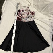 Papaya Women’s Medium Black Dress With Floral Top
