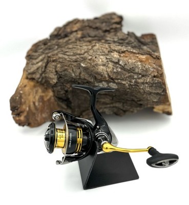 Daiwa 23 Legalis LT 2500D Spinnrolle Spinning Reel Frontbremsrolle Angelrolle