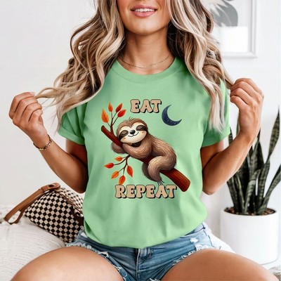 Eat Repeat Sloth Animals Damen Grafik T-Shirt Sleeping Moon