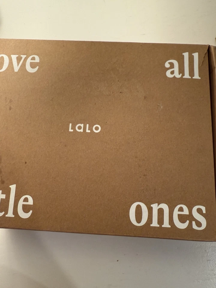 Juego de alimentación para bebé de silicona no tóxica Lalo 6 piezas - placa de succión, cuenco, cucharas, babero Foto 4 de 4