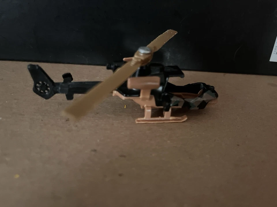 Matchbox Helicopter Mission 1985 Camo - Image 3 of 4