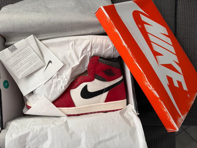 Jordan Air Jordan 1 High Top Sneaker Leder Rot Weiß Schwarz EU 42 Neu