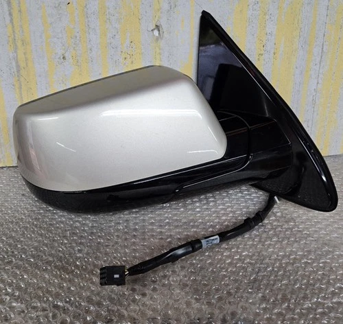 OEM 2015-2020 GMC YUKON  RIGHT SIDE POWER FOLD BLIND SPOT MEMORY DOOR MIRROR