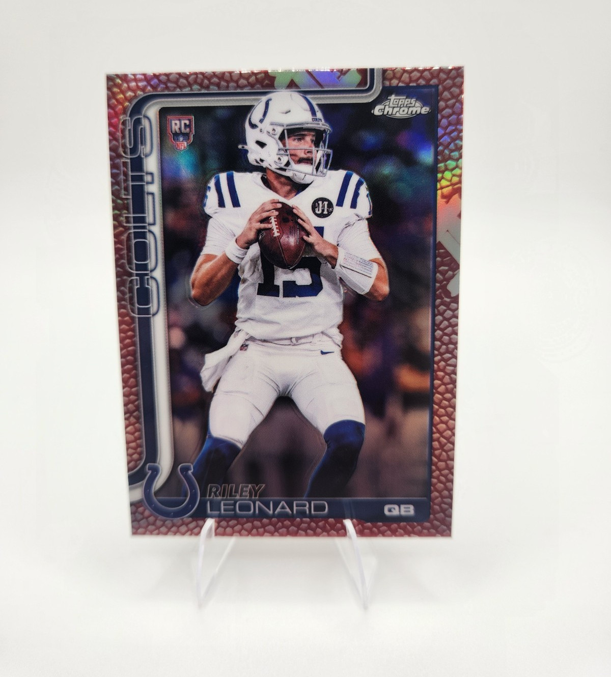 Topps Chrome 2025 Riley Leonard Indianapolis Colts Rookie #318 Leather Refractor