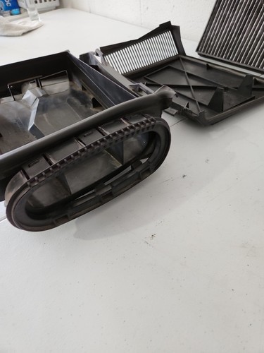 BMW E39 5 SERIES 1997-2003 OEM RIGHT PASSENGER AIR CABIN MICROFILTER BOX - Foto 5 di 19